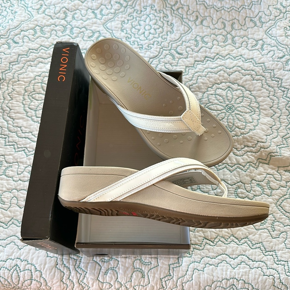 Vionic sandals